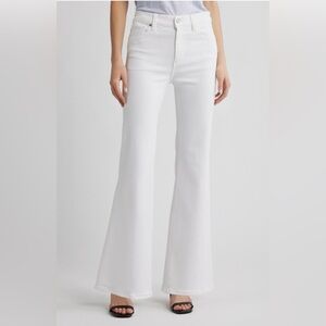 NWOT Frame Denim Women's The Icon Crisp White Flare Jeans, size 27. Flattering.